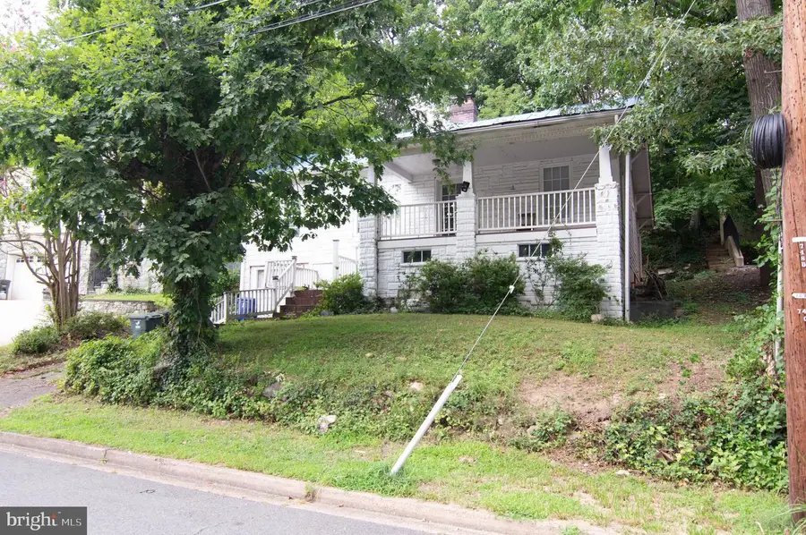 4003 Vacation Ln, Arlington, VA 22207 - #2