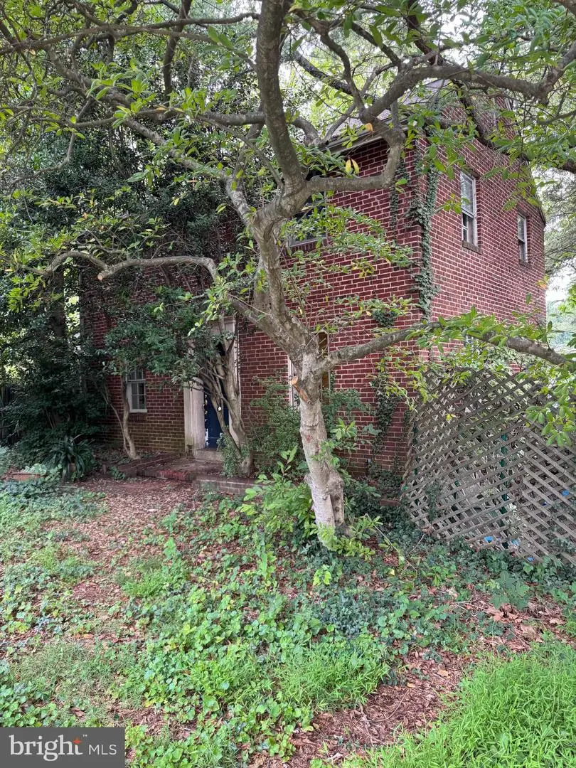 1200 N Powhatan St, Arlington, VA 22205 - #2