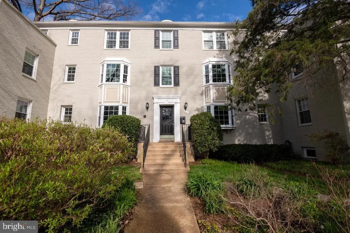 704 S Arlington Mill Dr #17302, Arlington, VA 22204 - #1