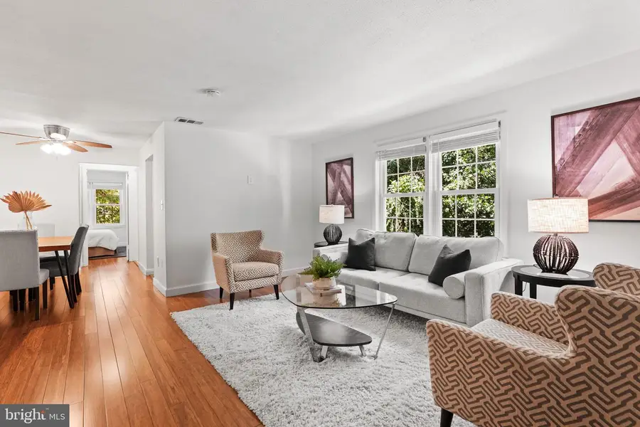 704 S Arlington Mill Dr #302, Arlington, VA 22204 - #2