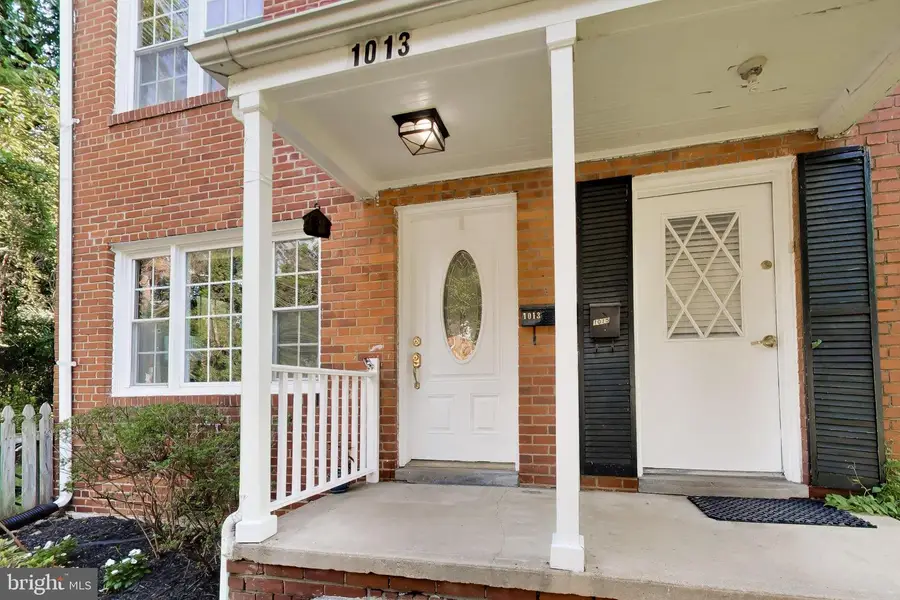 1013 S Buchanan St, Arlington, VA 22204 - #3