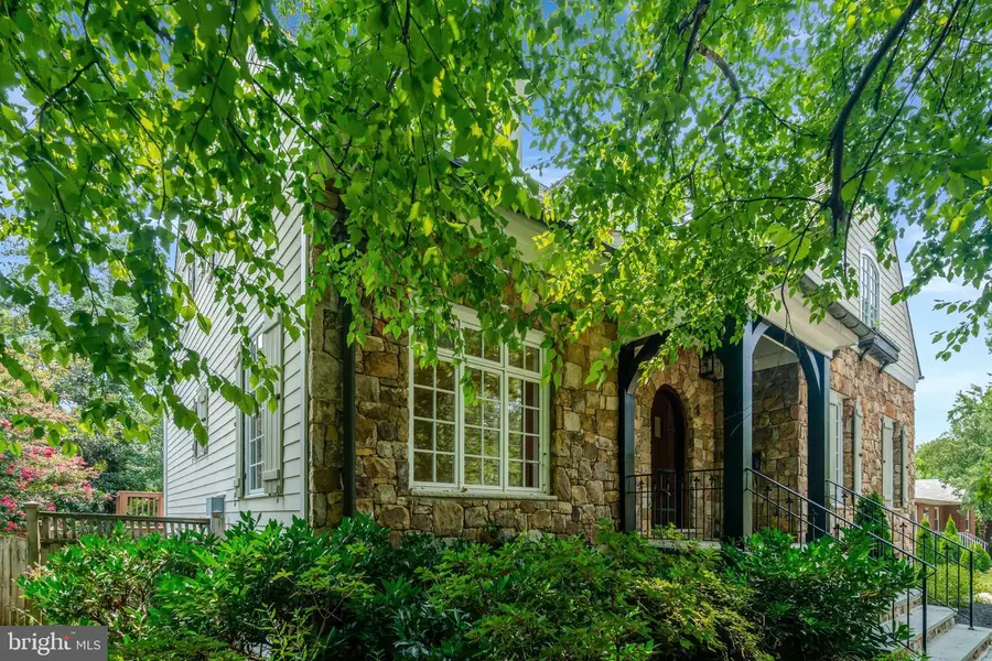3212 N Rochester St, Arlington, VA 22213 - #3