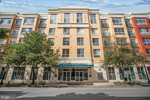 2200 N Westmoreland St #327, ARLINGTON, VA 22213
