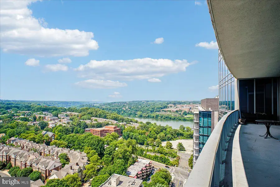 1881 N Nash St #ph8, Arlington, VA 22209 - #2