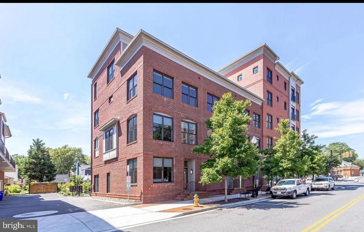 2810 11th St S #t001, Arlington, VA 22204 - #1