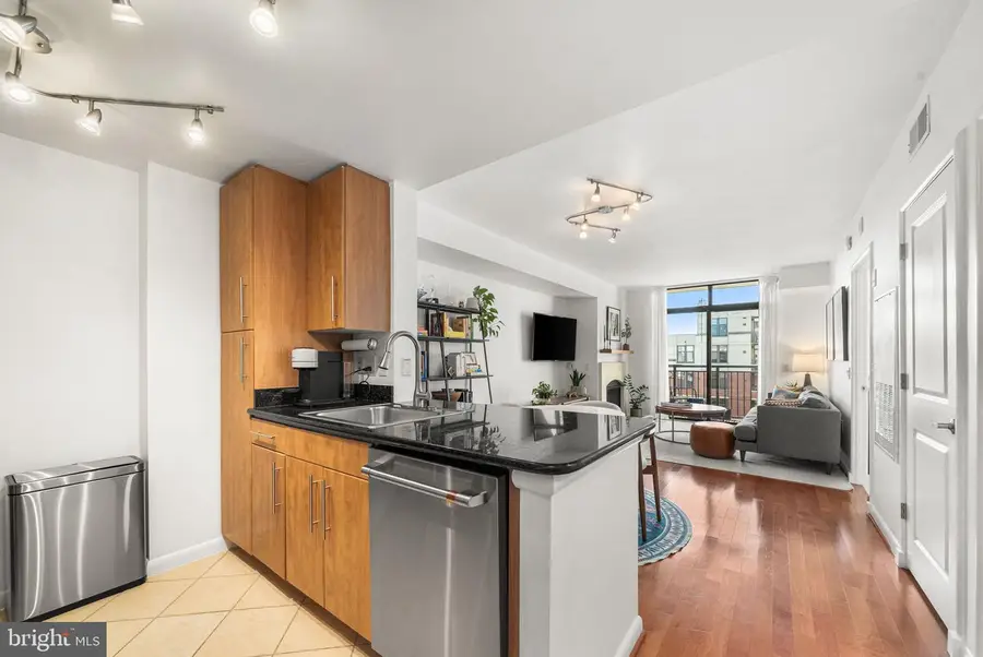 1021 N Garfield St #712, Arlington, VA 22201 - #3