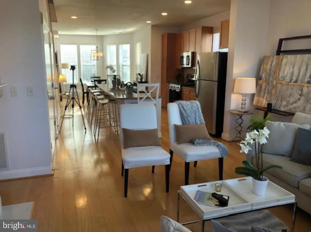 1633 N Colonial Ter #201, Arlington, VA 22209 - #1
