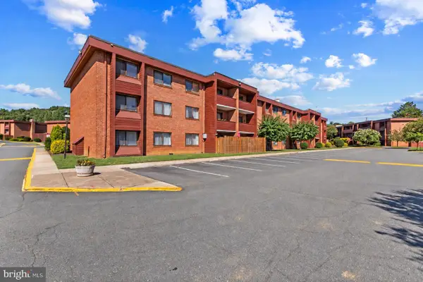 1511 S George Mason Dr #23, ARLINGTON, VA 22204