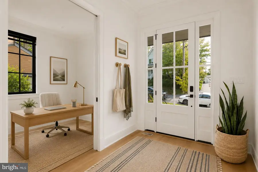 135 N Edgewood St, Arlington, VA 22201 - #3