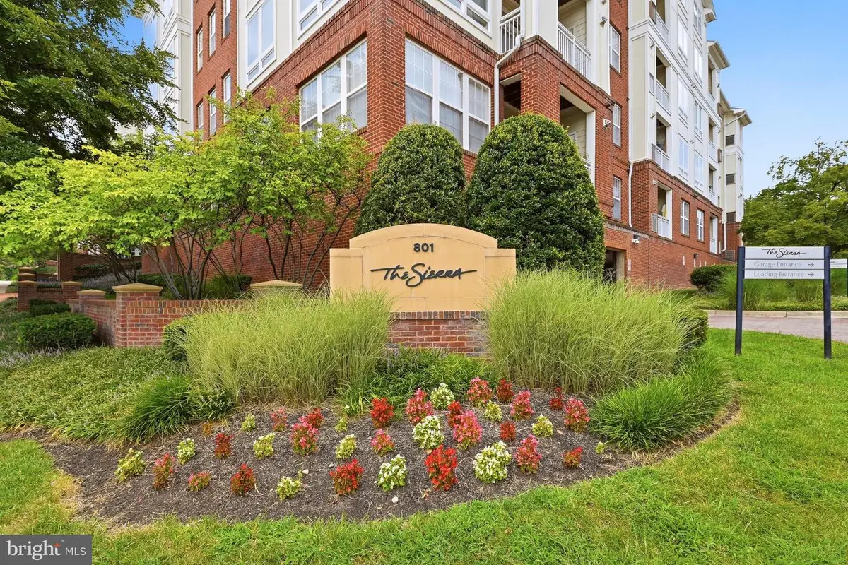 801 S Greenbrier St #202, Arlington, VA 22204 - #1