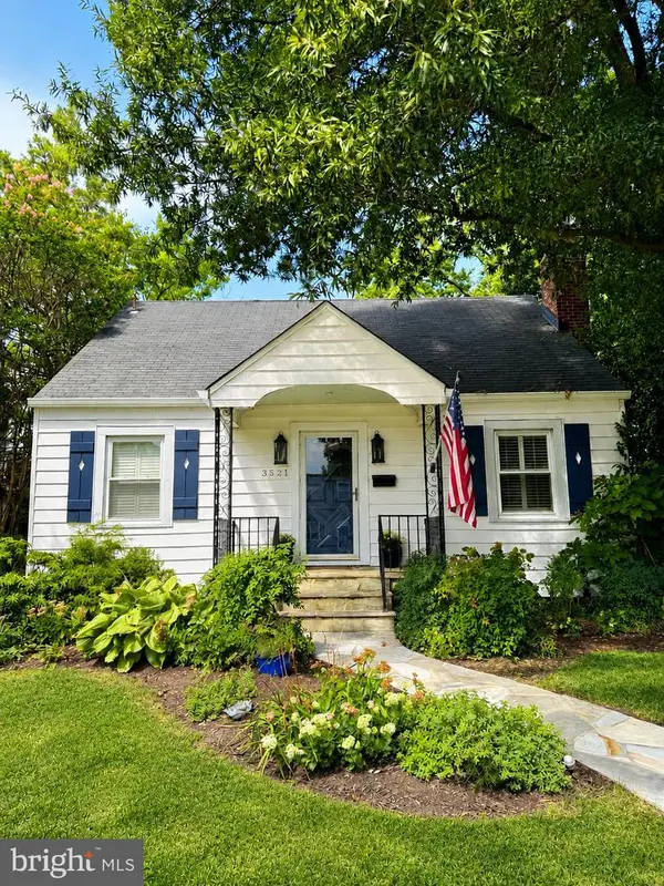 3521 8th St S, ARLINGTON, VA 22204