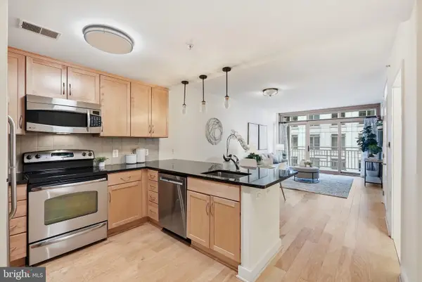 888 N Quincy St #1105, ARLINGTON, VA 22203