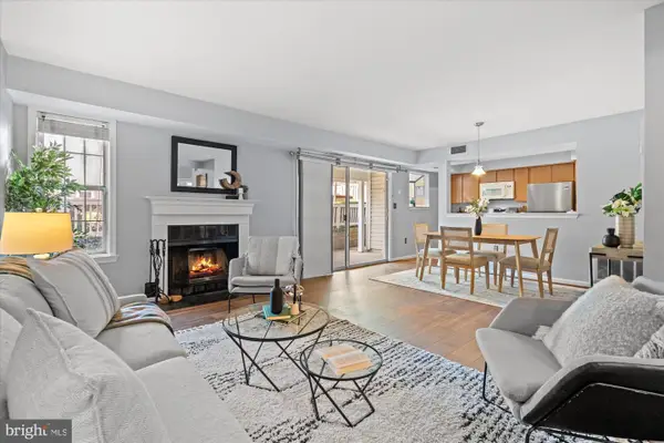 4525 28th Rd S #d, ARLINGTON, VA 22206