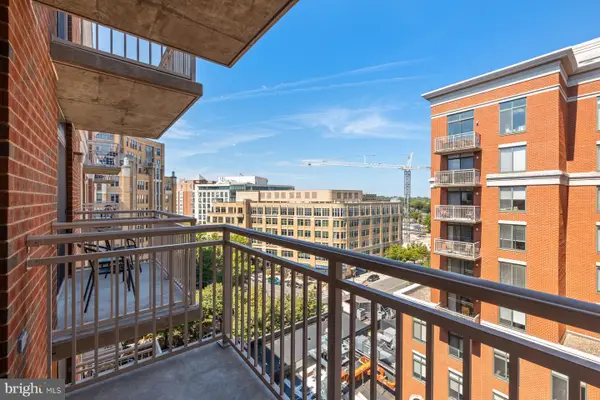 1205 N Garfield St #911, ARLINGTON, VA 22201
