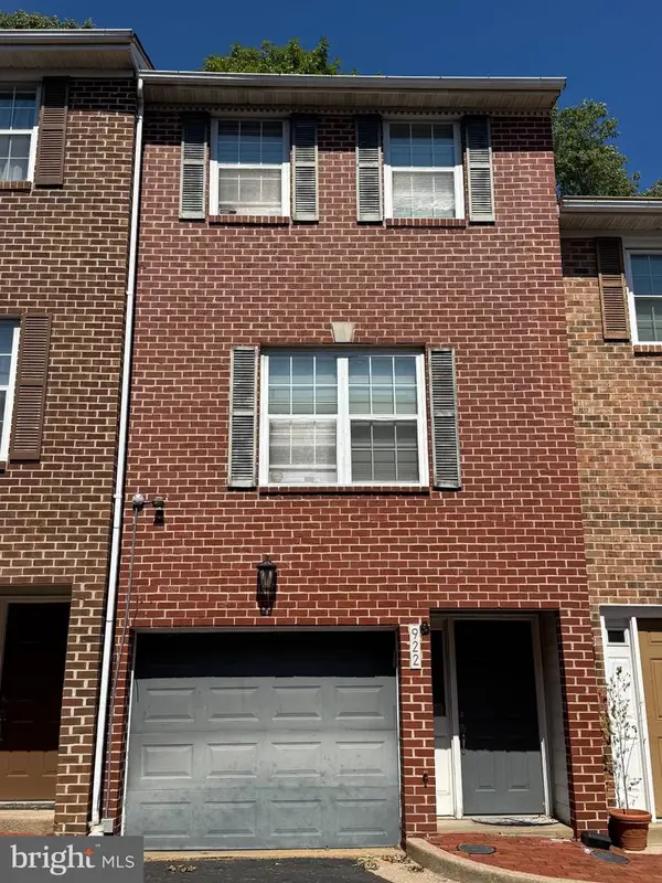 922 S Rolfe St S, ARLINGTON, VA 22204