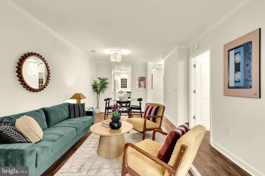 6916 Fairfax Dr #116, Arlington, VA 22213 - #3