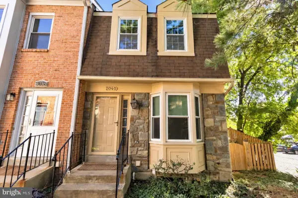 2040 6th St S, ARLINGTON, VA 22204
