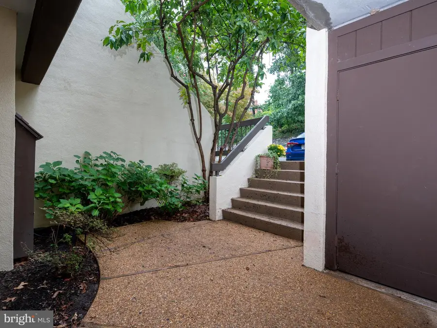 2112 S Quincy St #3e1, Arlington, VA 22204 - #3
