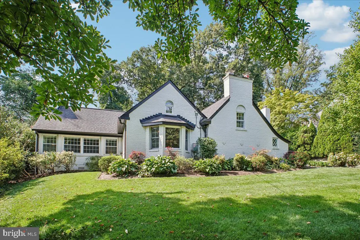 3830 N Upland St, Arlington, VA 22207 - #1