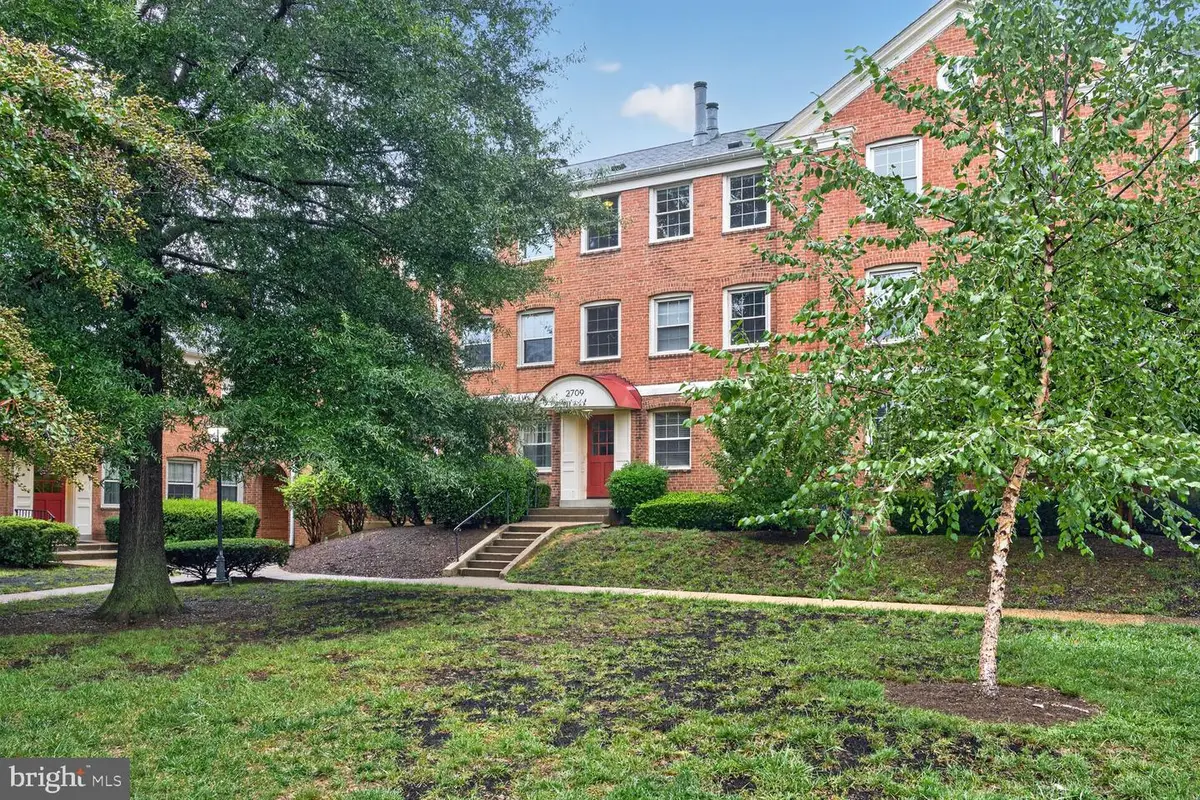 2709 Arlington Blvd #302, Arlington, VA 22201 - #1