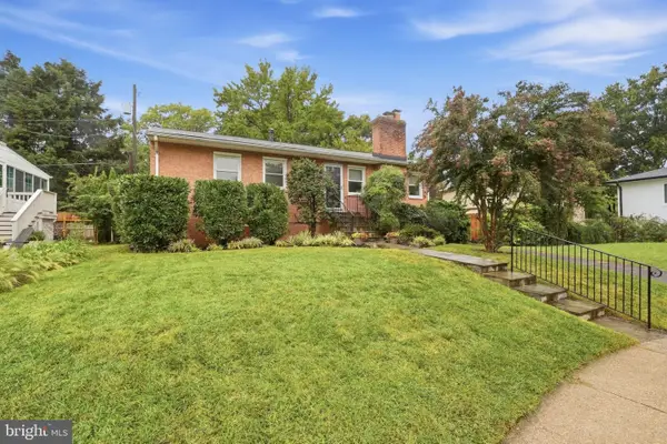 620 S Ivy St, ARLINGTON, VA 22204