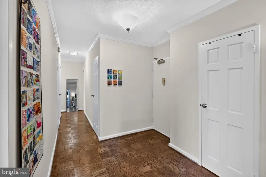 4141 N North Henderson Rd #311, Arlington, VA 22203 - #3