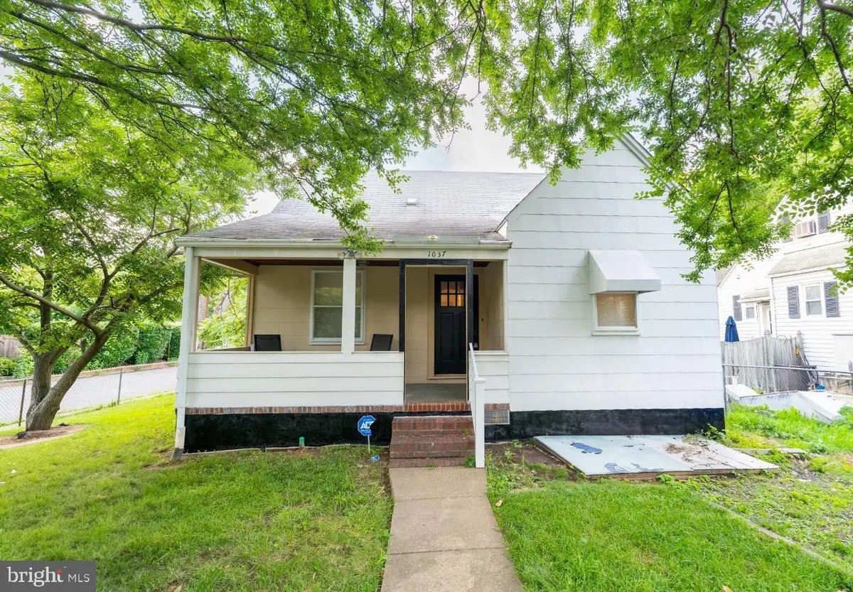 1037 16th St S, Arlington, VA 22202 - #1