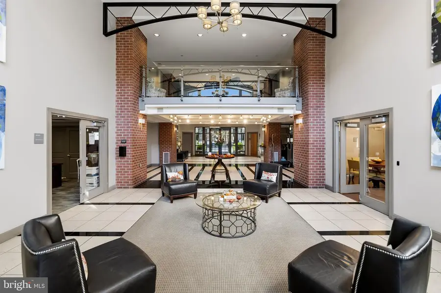 1021 N Garfield St #428, Arlington, VA 22201 - #2
