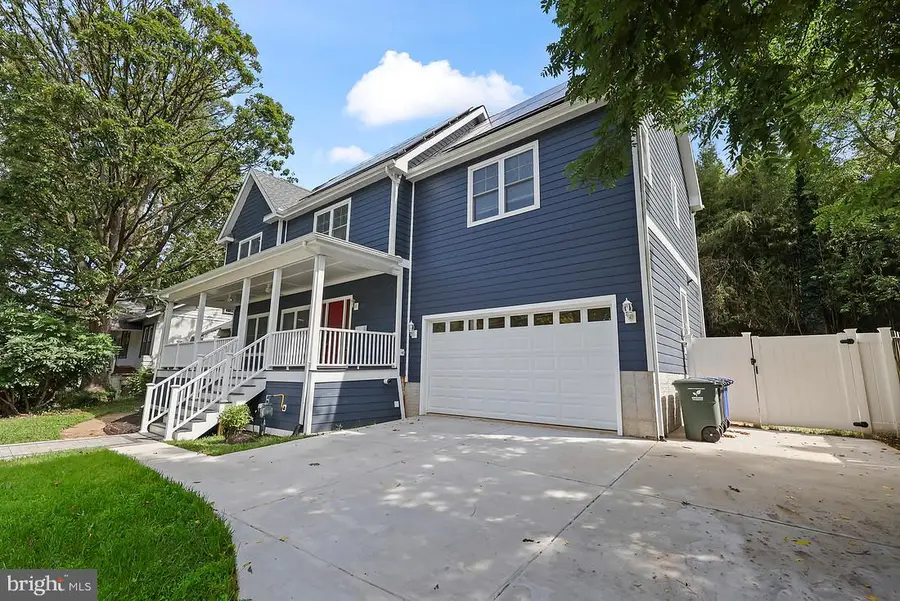 2115 Military Rd, Arlington, VA 22207 - #2