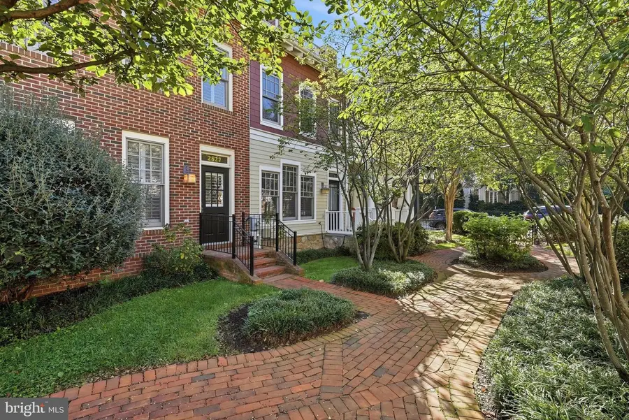 2827 11th St N, Arlington, VA 22201 - #2