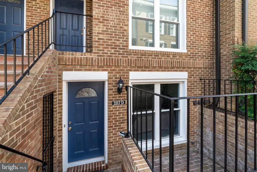 2117 N Monroe St #d, Arlington, VA 22207 - #2