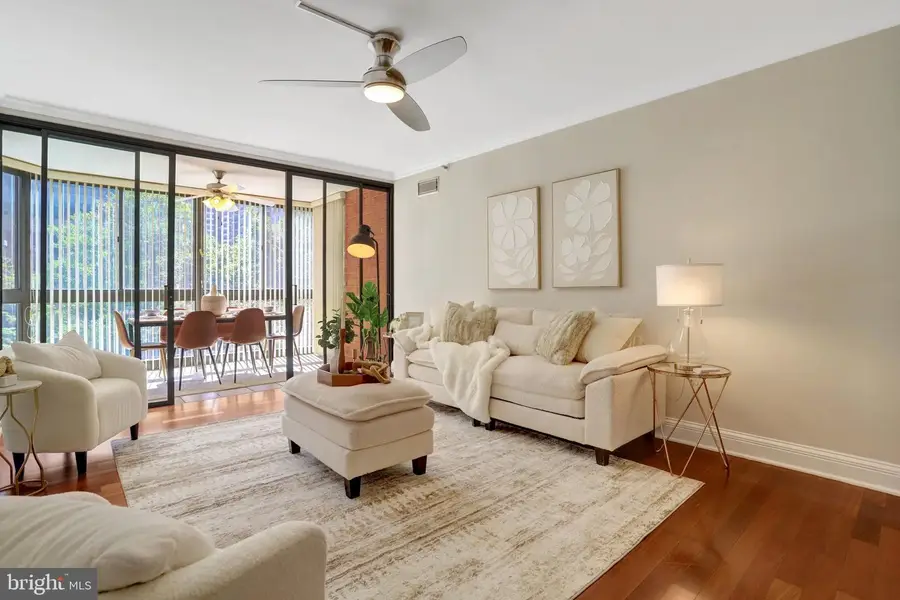 1001 N Randolph St #302, Arlington, VA 22201 - #3