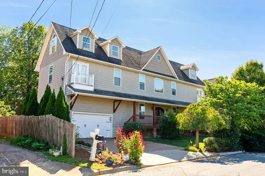 2710 11th St S, Arlington, VA 22204 - #2