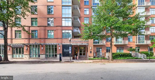 1000 N Randolph St #105, ARLINGTON, VA 22201