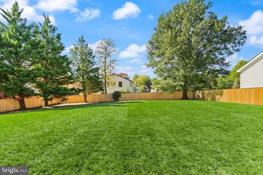 858 N Frederick St, Arlington, VA 22205 - #2