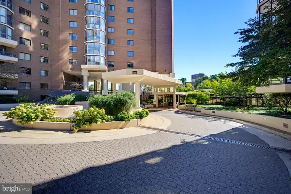 1600 N Oak St N #301, ARLINGTON, VA 22209