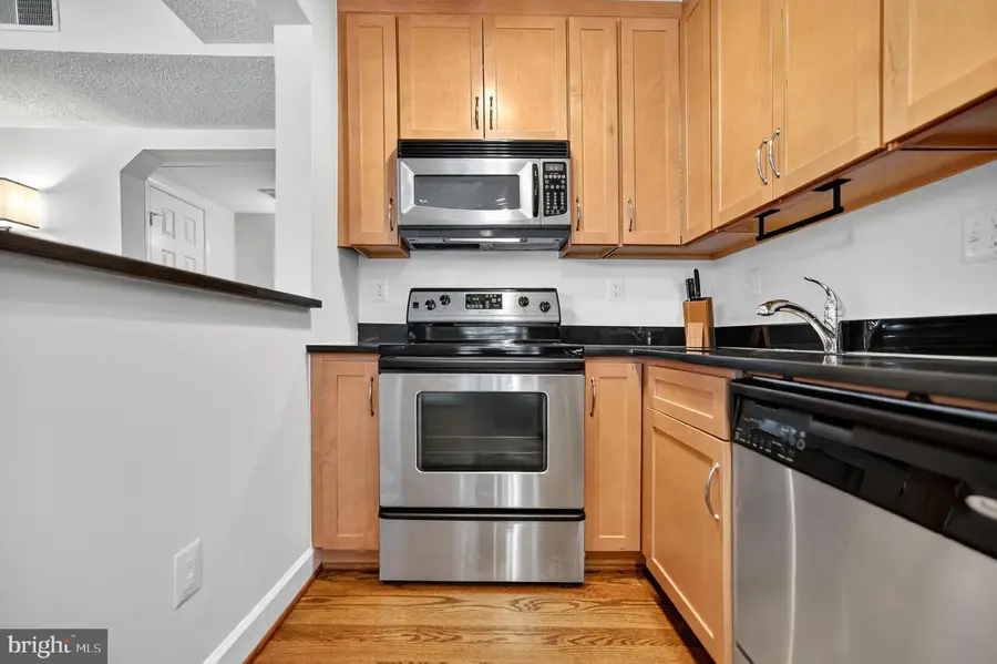500 N Bashford Ln #3321, Alexandria, VA 22314 - Image #3