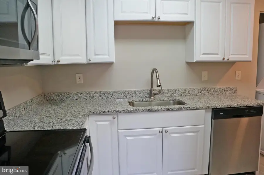 6101 Edsall Rd #701, Alexandria, VA 22304 - Image #2