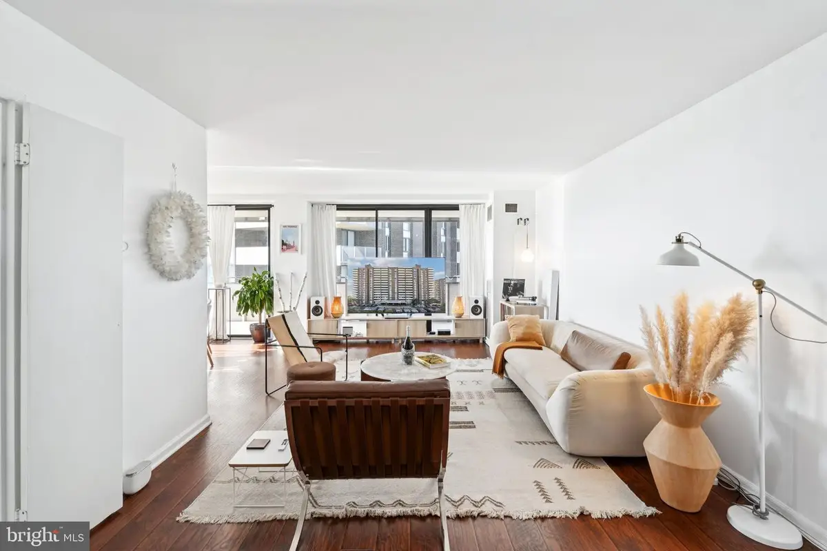 250 S Reynolds St #703, Alexandria, VA 22304 - Image #1