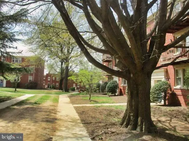 1407 E Abingdon Dr #1, Alexandria, VA 22314 - Image #2