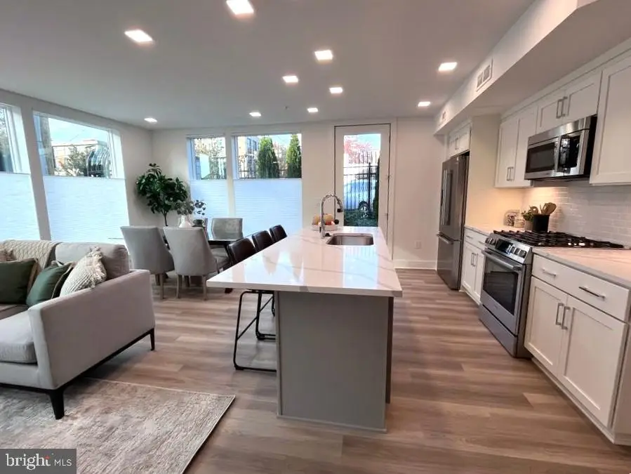 701 N Henry St #104, Alexandria, VA 22314 - Image #2