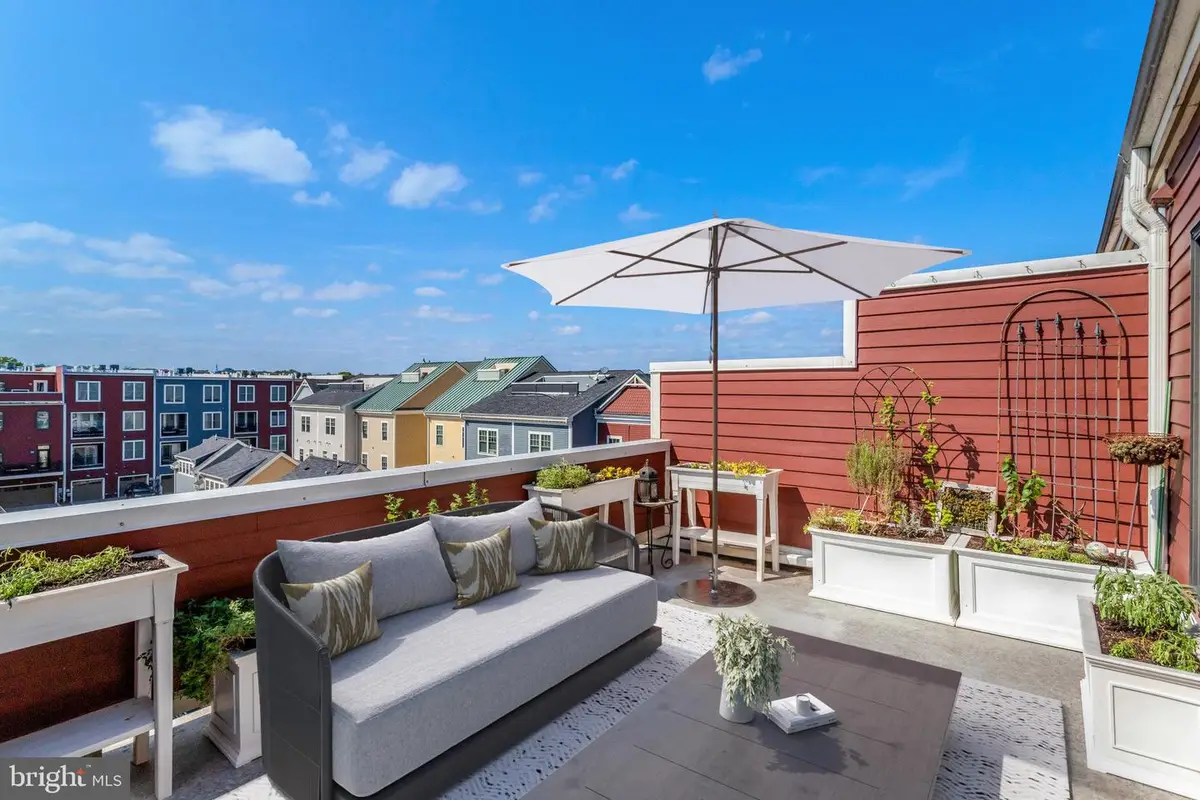 2004 Potomac Ave, Alexandria, VA 22301 - Image #1