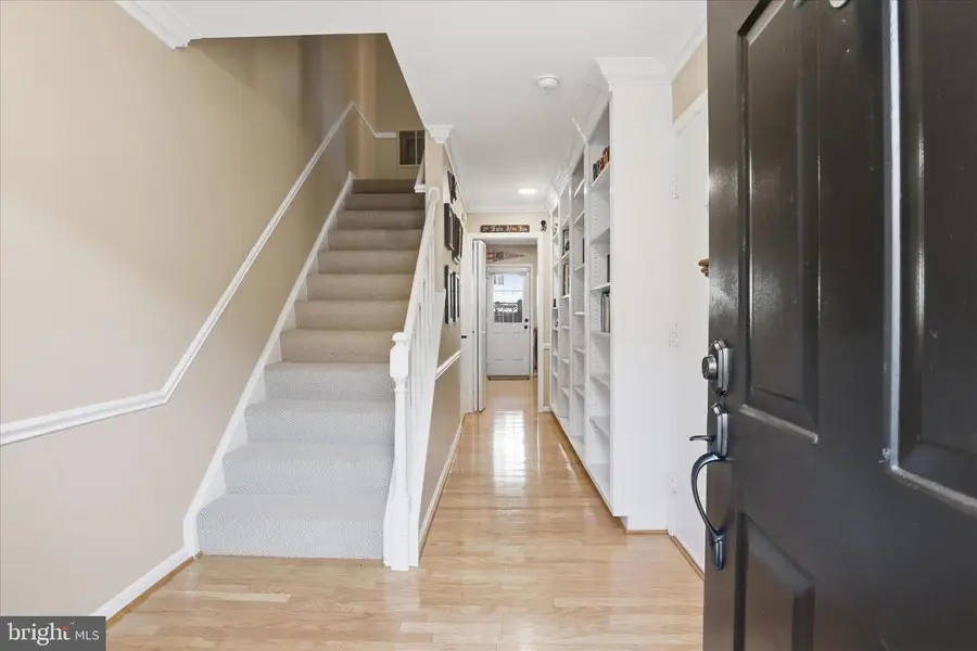 5428 Wycklow Ct, Alexandria, VA 22304 - Image #3