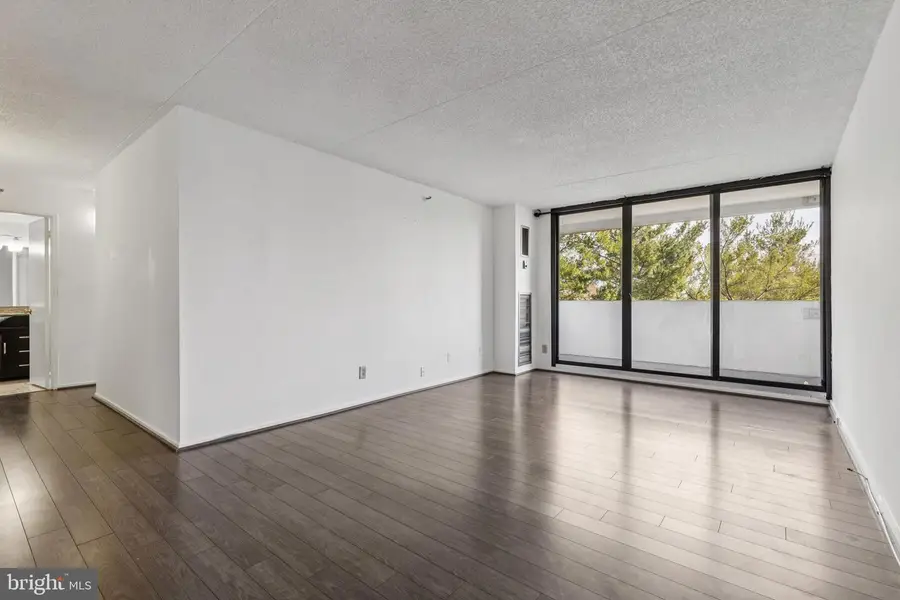 5911 Edsall Rd #801, Alexandria, VA 22304 - Image #2