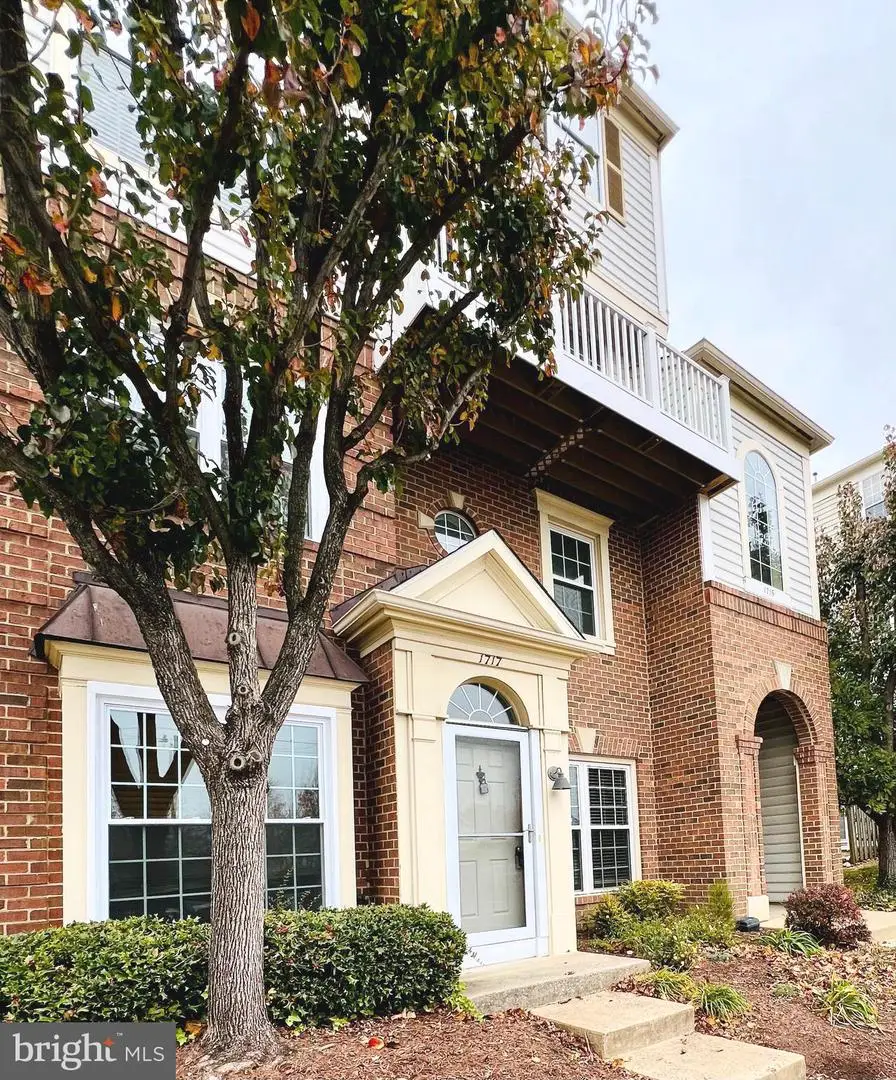 1717 Braddock Pl, Alexandria, VA 22302 - Image #2