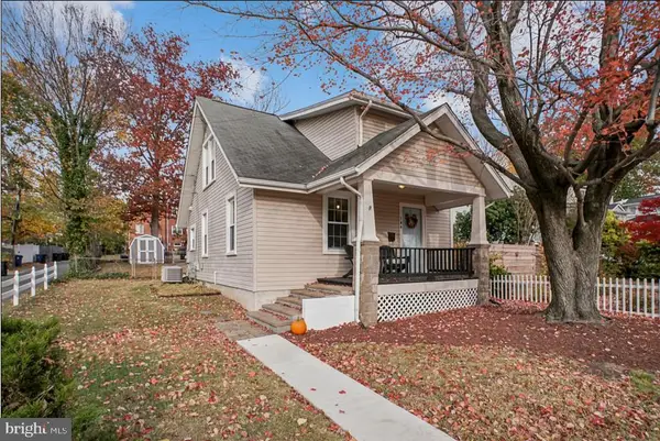 104 E Glebe Rd, ALEXANDRIA, VA 22305