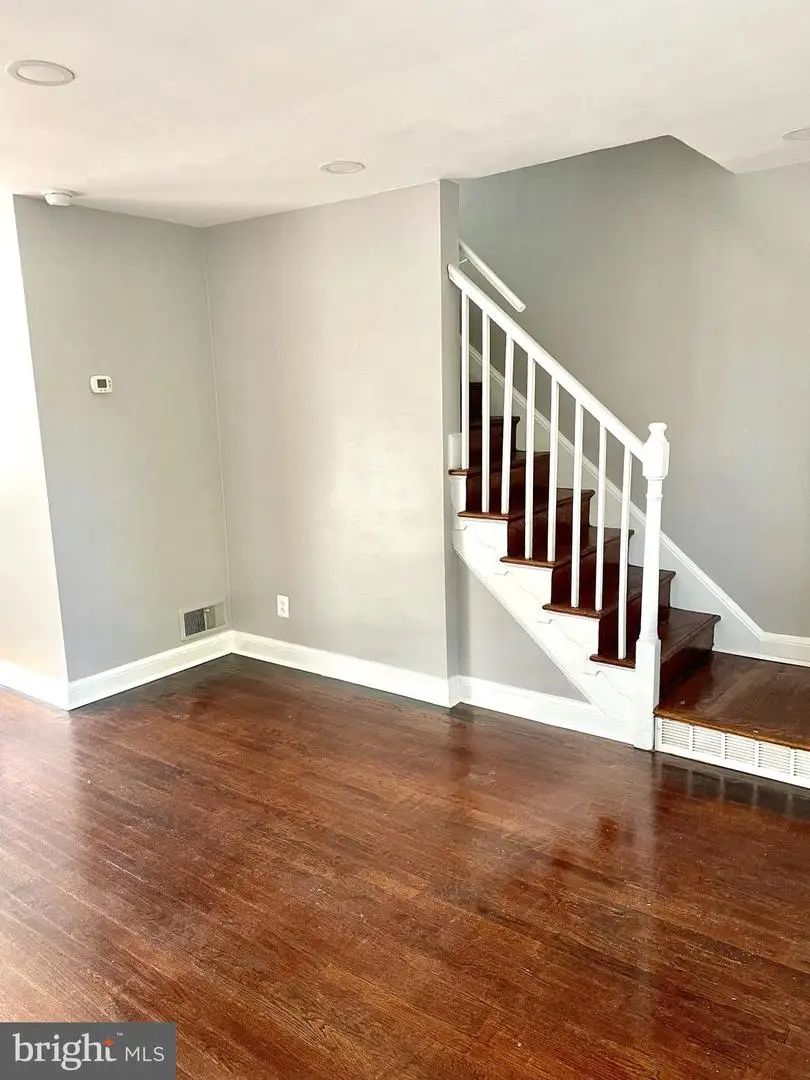 565 E Nelson Ave, Alexandria, VA 22301 - Image #3