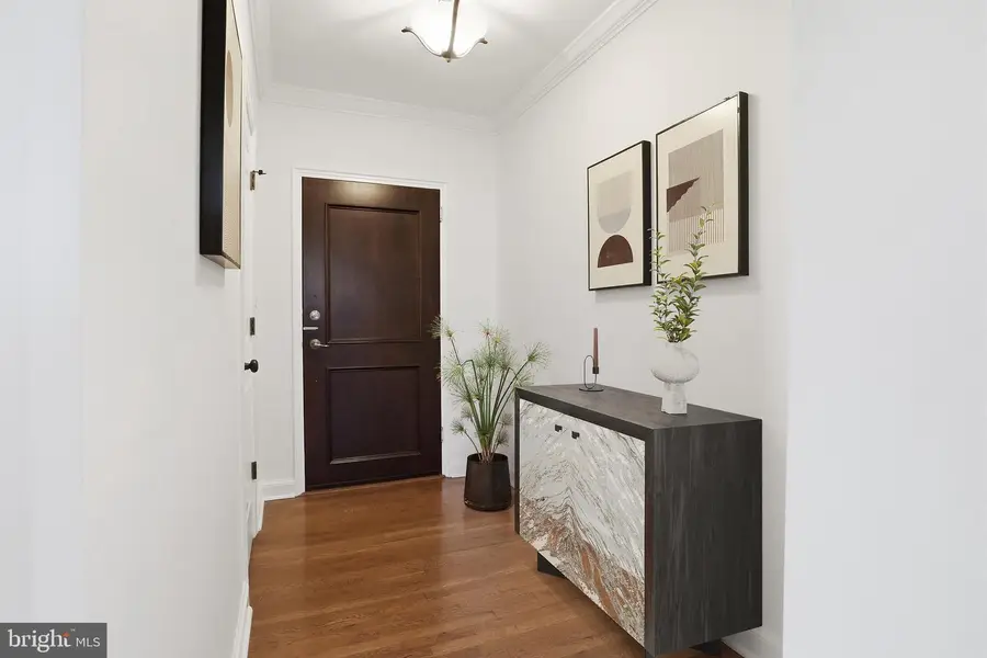 906 S Washington St #211, Alexandria, VA 22314 - Image #2