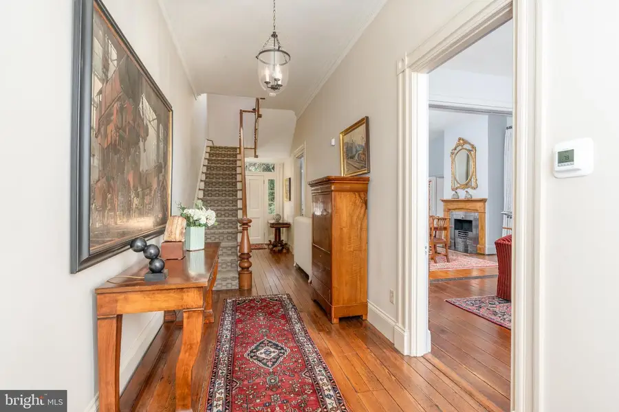 616 Fort Williams Pkwy, Alexandria, VA 22304 - Image #3