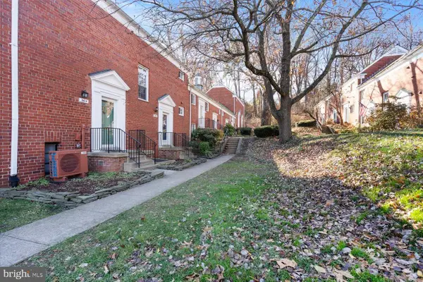 3618 Gunston Rd, ALEXANDRIA, VA 22302